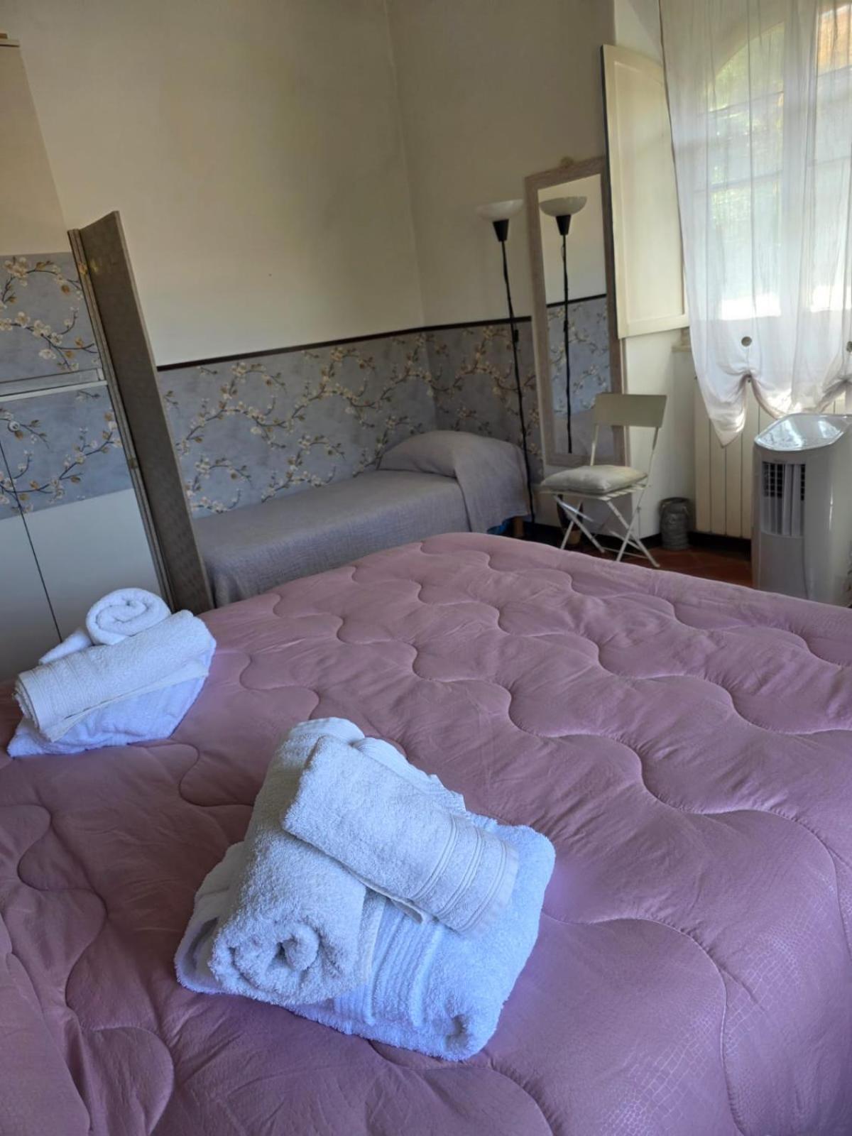 因佩里亚The Shell - New Interior Look But Same Old Charme 200Mt From The Sea With Garden And Parking Nearby公寓 外观 照片